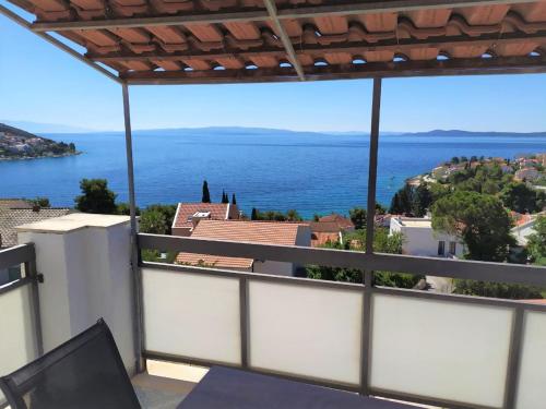 Divine Seaview