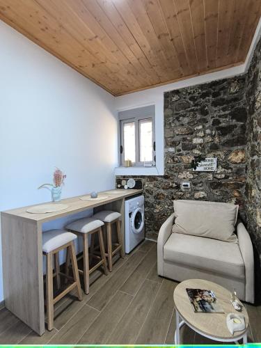 Gallery image of Kallisto Luxury Apartments in Qeparo
