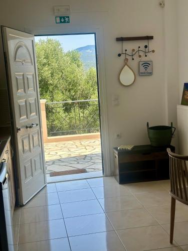 Fotografie z fotogalerie ubytování Avra Charming House v destinaci Khelmáta