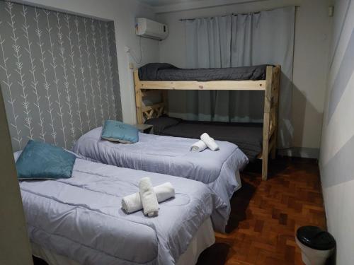 Ένα ή περισσότερα κρεβάτια σε δωμάτιο στο HOSTEL KUYUK