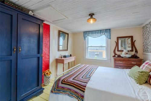 Katil atau katil-katil dalam bilik di The Yellow Dory -hearts Delight 2br! Ocean Views