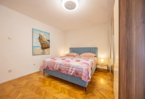 Apartments by the sea Baska Voda, Makarska - 12714