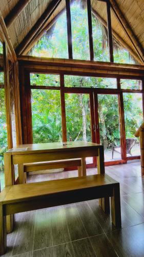 Tiny Houses Unique Tayrona - Dentro del Parque Tayronaにある庭