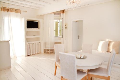 Gallery image of Altana Boutique Hotel in Tinos