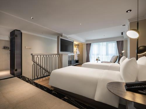 GRAND HOTEL du LAC Boutique Saigon — Photo of the whole room