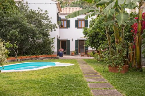Casa do Lugar de Baixo