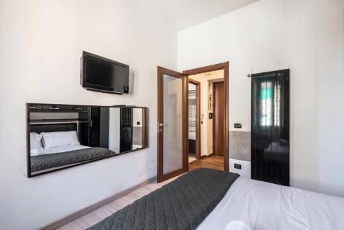 HOME Suitte in San Giovanni near Basilica - Roma -