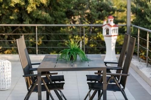 Μπαλκόνι ή βεράντα στο Villa Etheria Luxe