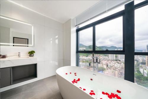 深圳的住宿－Shenzhen Shatoujiao Subway Station Apartment Hotel，相簿中的一張相片
