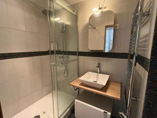 Paris Sentier Montorgueil Mobility Lease