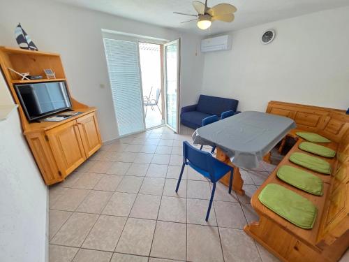 ANITA 1 Apartment 150m from the beach