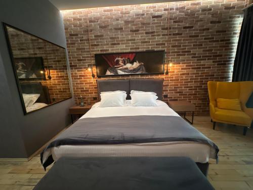 Rozafa Fish City Hotel