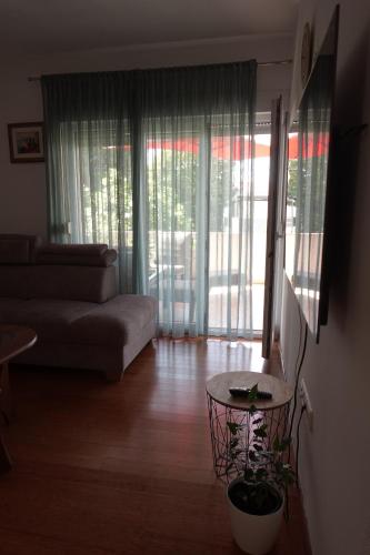 Χώρος καθιστικού στο Apartments Nikolina