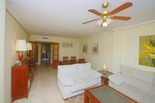 Artola Beach Peaceful Apartment (Spanje Marbella) - Booking.com
