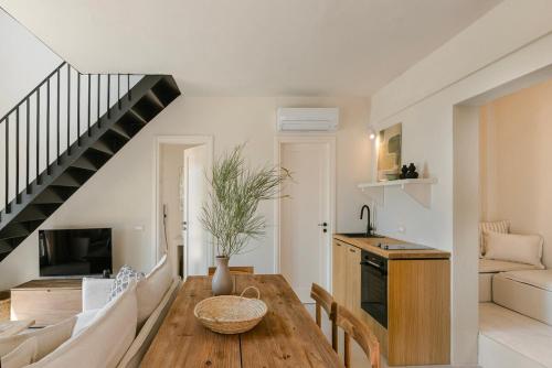 Η κουζίνα ή μικρή κουζίνα στο Thymisis Villa 2
