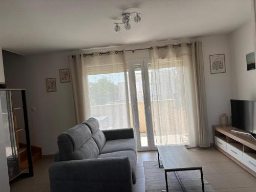 Appartement cosy à Valras-Plage 5 min à pied de la mer Climatisé 2 chambres Terrasse