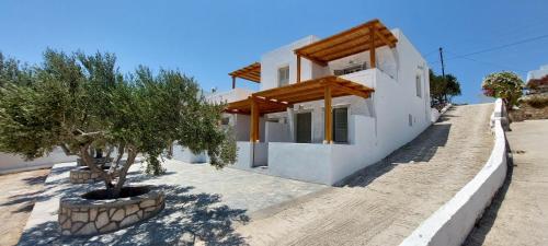 Gallery image of Alisea Resort in Kimolos