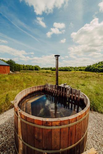 Nowoczesne Domki na Łące & Domki na Drzewie - Kołobrzeg - Sauna & Balia - PolanaGlamp