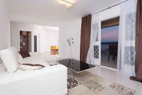 Posteľ alebo postele v izbe v ubytovaní Apartment in Crikvenica 34976