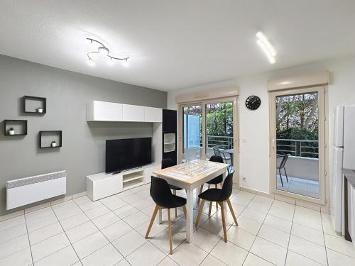 Cosy nid, terrasse & 2 parkings