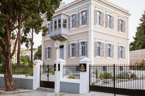 Το κτήριο όπου στεγάζεται  το bed & breakfast