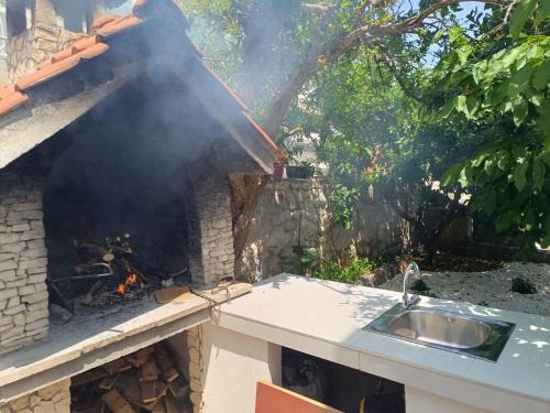 Εγκαταστάσεις μπάρμπεκιου για όλους τους επισκέπτες του διαμερίσματος
