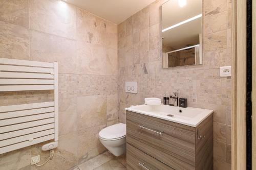 MY CASA - FRANCE 82 - 2 rooms -1 min from the Sea - Parking