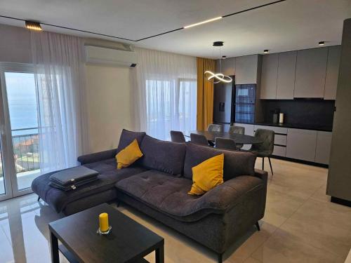 Apartment near Opatija Port in Volosca