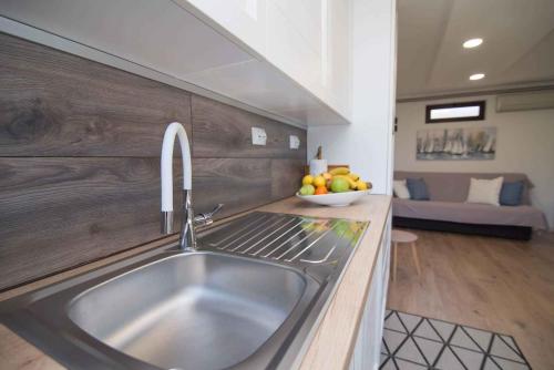 Kuchyňa alebo kuchynka v ubytovaní Apartment in Veli Losinj 33734