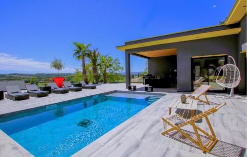 Villa De Standing