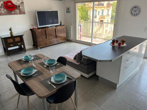 Très beau 3 pièces spacieux lumineux et climatisé