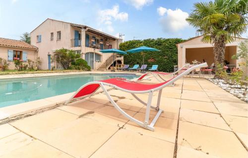 Beautiful Home In Lauris With Wifi