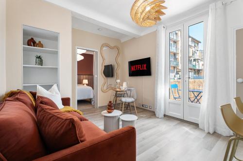 Nice Renting - 35b MASSENA - Chic Cosy Calm Balcony Massena Pedestrian Heart