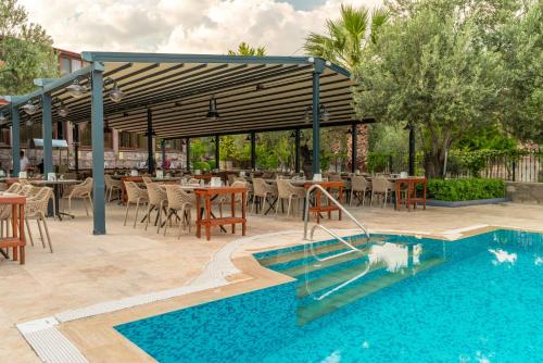 Foto dalla galleria di Assos Park Hotel ad Assos