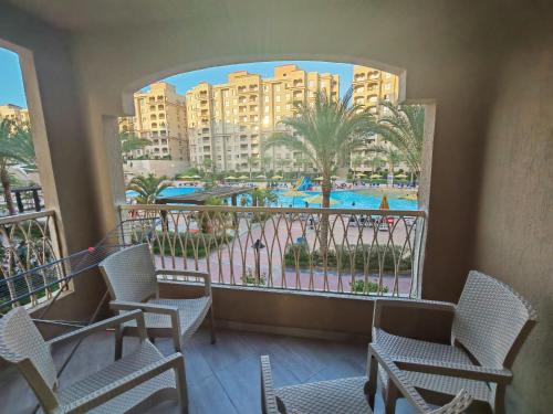 منتجع اكوا ڤيو الساحل الشمالي