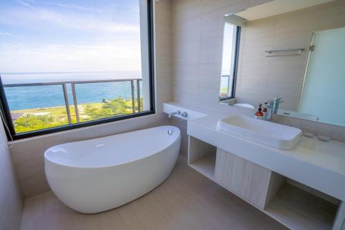 Kupatilo u objektu Xinghai Seaview Guesthouse