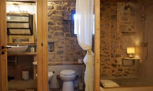 Un baño de B&B Torre di San Caprasio Art Studio