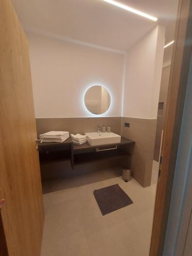 Ένα ή περισσότερα κρεβάτια σε δωμάτιο στο Apartments Rosa