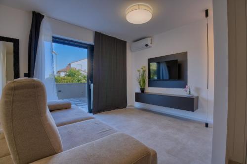 Sergo House