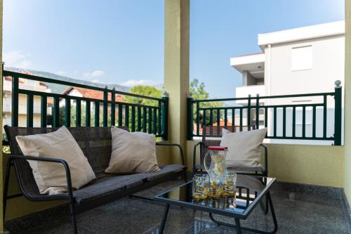 Apartment Maja with 2 berdooms, Kaštel Lukšić