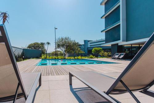 Piscina en o cerca de The 526 Millennial Umhlanga Coup