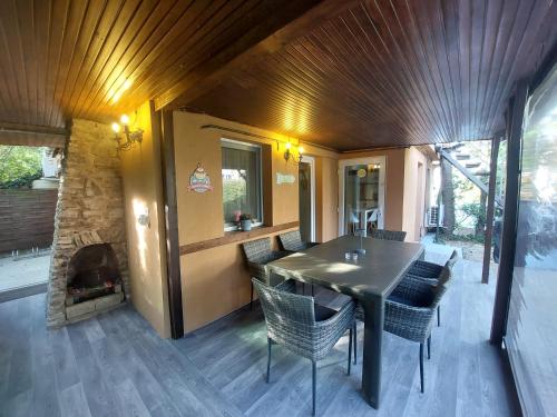 Φωτογραφία από το άλμπουμ του Mediterran Holiday Home - jacuzzi & pool σε Balatonfüred