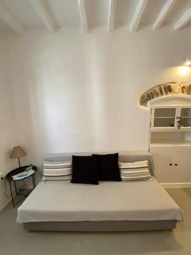 Spitaki House in the old town