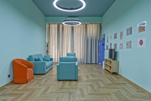 Spacious studio next to city center