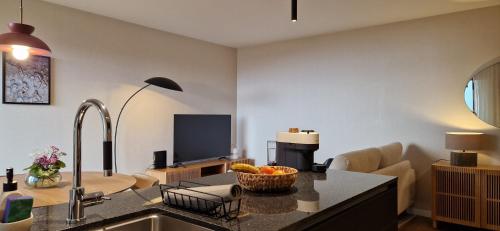 Shell Living - KOS
