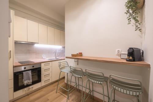 Eleftheria by Greece Apartments