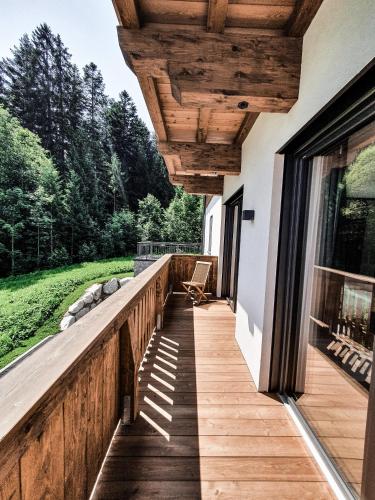 Μπαλκόνι ή βεράντα στο Zeitfrei Chalet Apartments