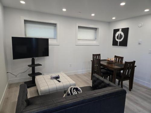 Billede fra billedgalleriet på Effortless Elegance: 1-Bedroom Condo Retreat i Vancouver