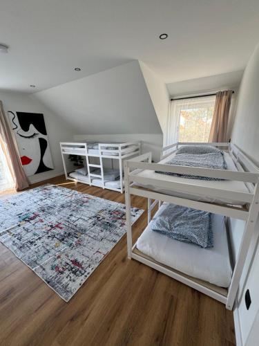Postel nebo postele na pokoji v ubytování House with privat pool & dream garden