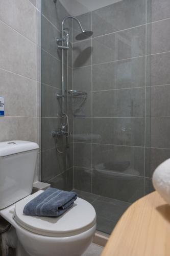 Un baño de Mika's Loft - Pylos